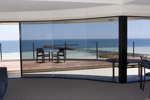 Cliff House Beachfront Villas - Accommodation in Bendigo 5