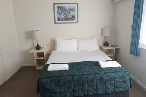 Earls Court Motor Inn - Accommodation in Bendigo 5