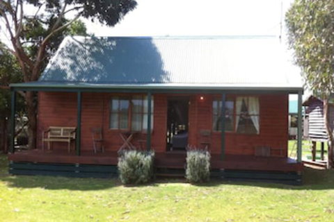 Aussie Golf Ranch - Accommodation in Bendigo 2