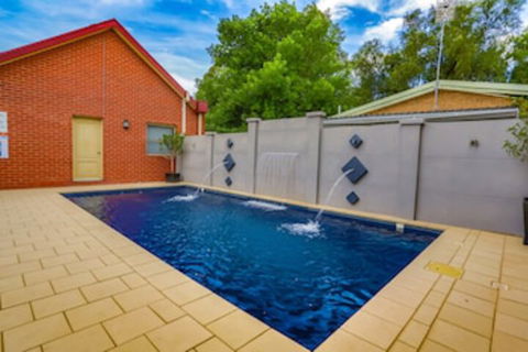Murray Waters Motor Inn & Apartments - Accommodation in Bendigo 0