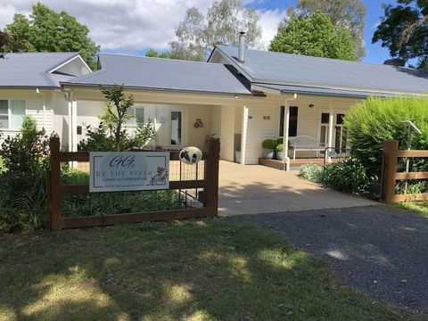 G.g's By The River - Accommodation in Bendigo 0