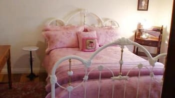 Albury Cottages - Accommodation in Bendigo 4