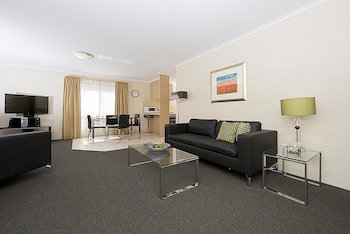 Accommodate Canberra - Kingston Court - Accommodation in Bendigo 0