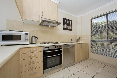 Accommodate Canberra - Kingston Court - Accommodation in Bendigo 2