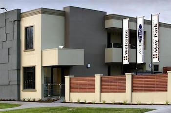 May Park Executive Apartments - Accommodation in Bendigo 1