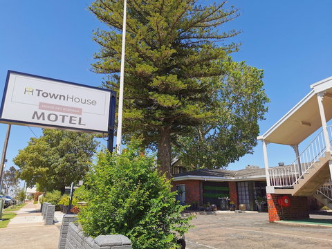 Townhouse Motor Inn - Accommodation in Bendigo 0