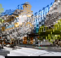 Hotel Harry Ascend Hotel Collection - Accommodation in Bendigo