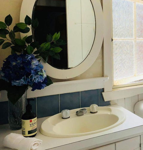 A Country Barn Retreat - Accommodation in Bendigo 2