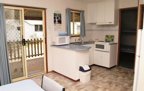 Smugglers Cove Holiday Village - Accommodation in Bendigo 6