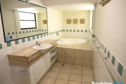 Cylinder Cove 1 - Accommodation in Bendigo 3