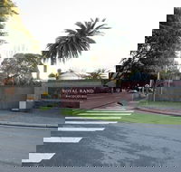 Racecourse Space Pop Up - Accommodation in Bendigo