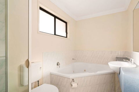 Econo Lodge Waterford - Accommodation in Bendigo 1