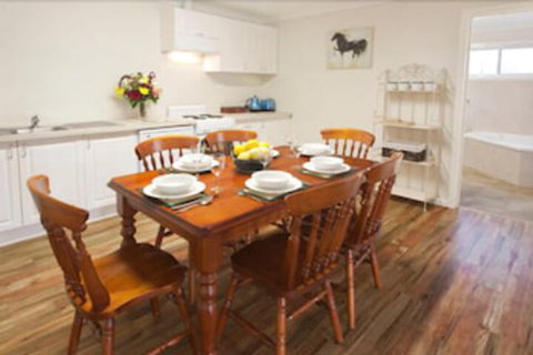 Brookfield Guesthouse - Accommodation in Bendigo 1