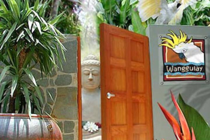 Kamerunga QLD Accommodation in Bendigo