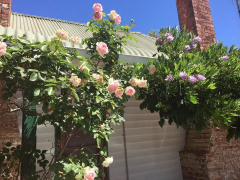 Birchwood Cottage - Accommodation in Bendigo 3