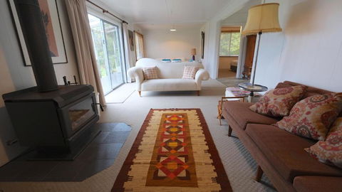 Sisters Beach House - Accommodation in Bendigo 5