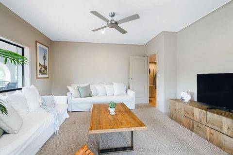 The Med Motel - Accommodation in Bendigo 3
