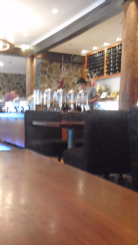 Highland Restaurant - Accommodation in Bendigo 4