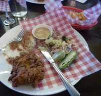 Yard Bird - Accommodation in Bendigo