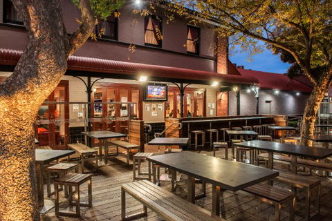 Kelly's Hotel - Accommodation in Bendigo 0