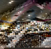 Skyways Hotel Bistro - Accommodation in Bendigo