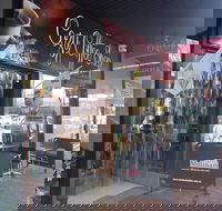 Cozy Coffee Shop - Accommodation in Bendigo