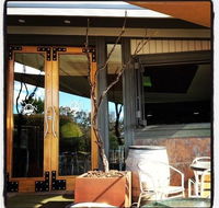 Iron Bar - Accommodation in Bendigo