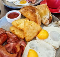 Caph's Restaurant  Cafe Bar - Accommodation in Bendigo