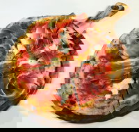 Stone Guru Pizza  Pasta - Accommodation in Bendigo