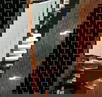 Shake a Leg Junior - Accommodation in Bendigo