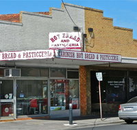 Isher Egless Bakers  Cafe - Accommodation in Bendigo