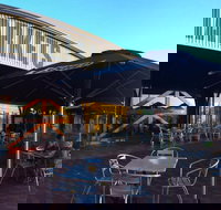 Treat Feast Thai - Accommodation in Bendigo