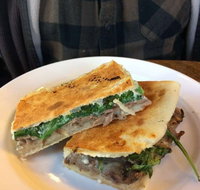 Loaves and the Dishes - Accommodation in Bendigo