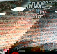 Steam  Wall - Accommodation in Bendigo