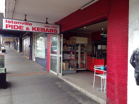 Istanville - Accommodation in Bendigo 0