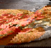 Pizza Hut Chancellor Park - Accommodation in Bendigo
