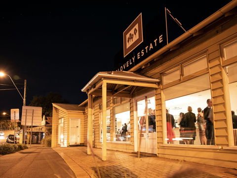 Clovely Estate City Cellar Door - Accommodation in Bendigo 0