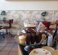Pearl Oyster - Accommodation in Bendigo