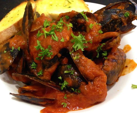 Thee Platinum Restaurant - Accommodation in Bendigo 0