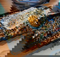 8 Yolks Cafe - Accommodation in Bendigo