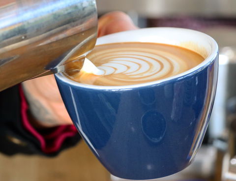 Edina Waterfront Cafe - Accommodation in Bendigo 2