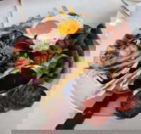 Lazy Moes - Caroline Springs