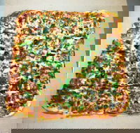 Perfect Pizza - Springfield - Accommodation in Bendigo