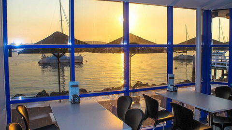GJ's Bay Cafe And Grill - Accommodation in Bendigo 2