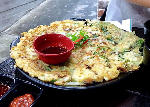 Sally's Grill And Hotpot - Accommodation in Bendigo 0