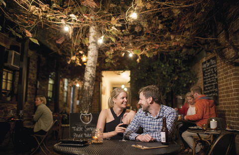 Alby & Esther's - Accommodation in Bendigo 1