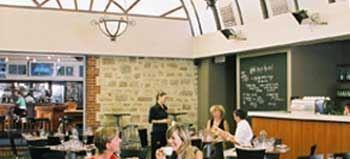 Edinburgh Hotel And Cellars - Accommodation in Bendigo 10