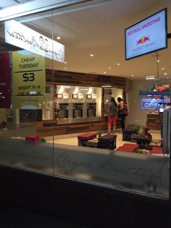 Clique Brothers - Yogurt With Friends - Accommodation in Bendigo 9