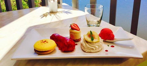 Flutes Restaurant - Accommodation in Bendigo 3
