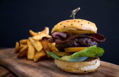 Gamble & Brown - Accommodation in Bendigo 7